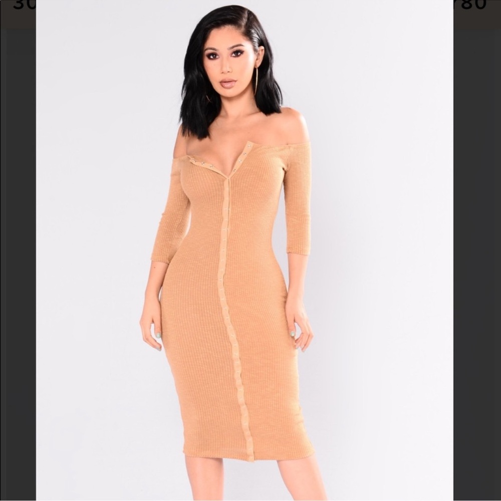 FashionNova Ribbed midi Dress size M
